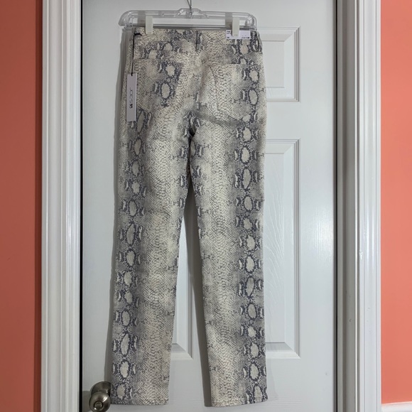 BRAND NEW Joe’s Snakeprint Jeans - Picture 3 of 4